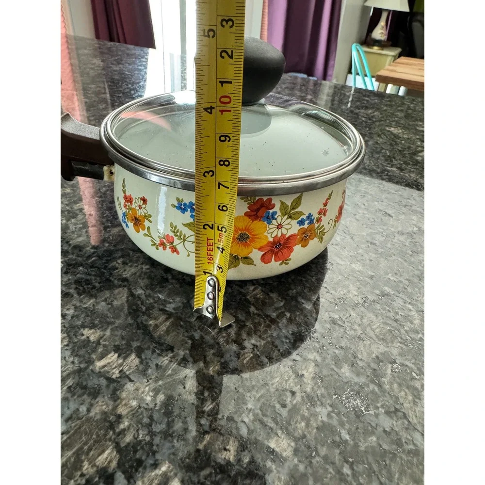Vintage JMP Sweet Flowers‎ Enamel Saucepan with Lid Made in Spain Floral Retro